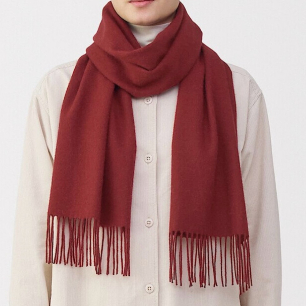 Muji 100% soft wool Red Scarf nwt